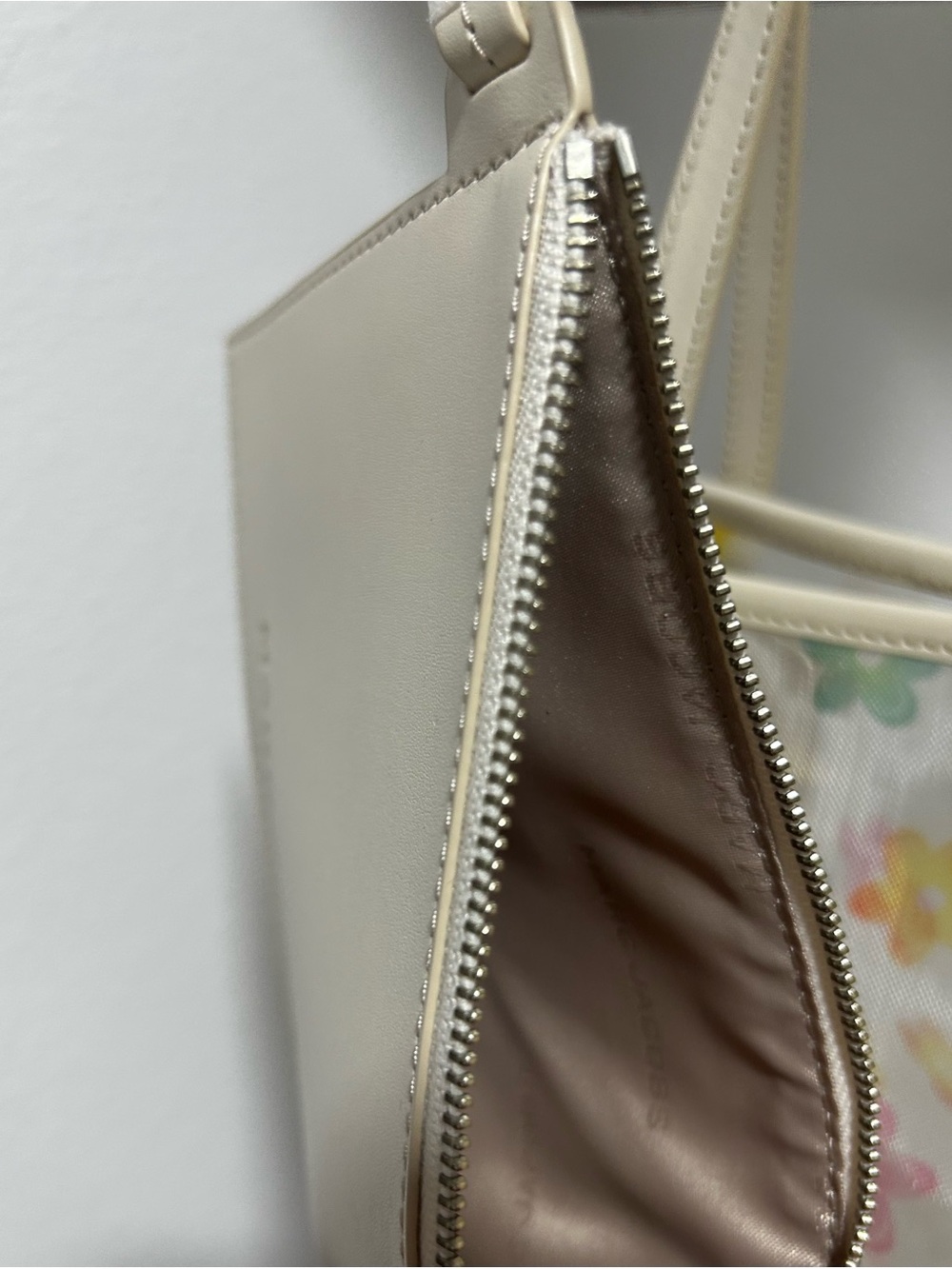 Marc Jacobs Transparent Tote Bag with Pouch - Picture 10 of 11